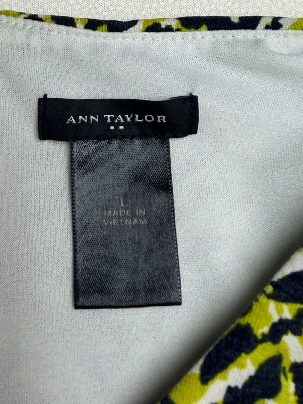 Ann Taylor Women’s Size 14 Green Black Abstract Sleeveless Fit Flare Dress - Picture 5 of 6